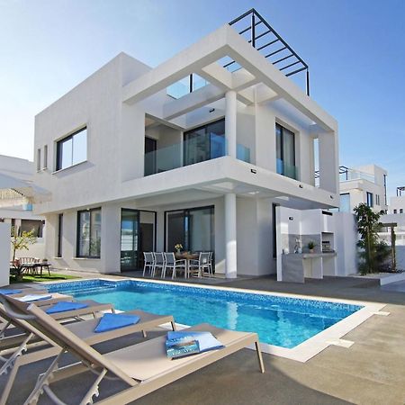 Villa Queen Eleanor Protaras Exterior photo