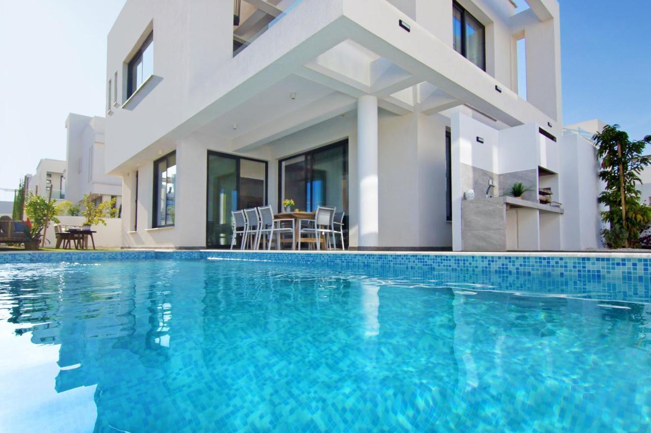 Villa Queen Eleanor Protaras Exterior photo