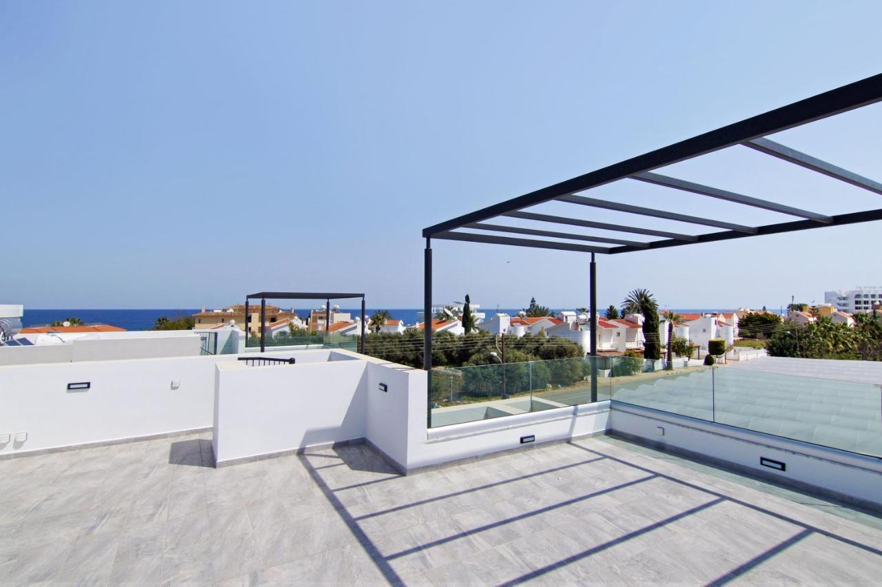 Villa Queen Eleanor Protaras Exterior photo
